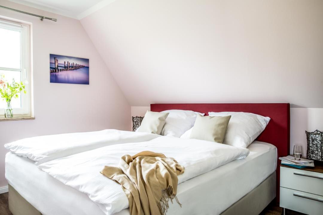 Haus Rose, Luxus-Ferienhaus In Fuhlendorf Fur 4 Personen エクステリア 写真